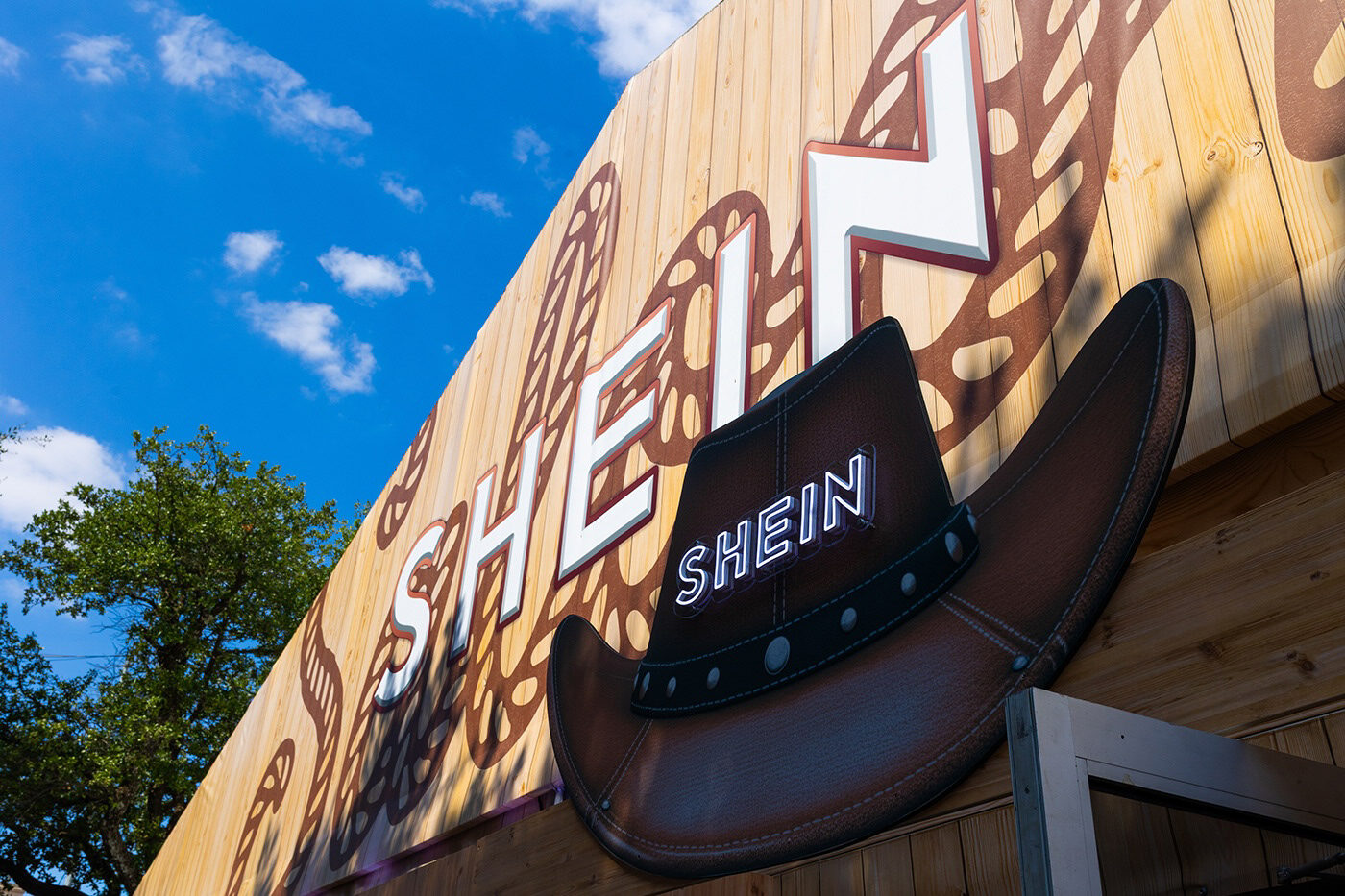 Exterior of the SHEIN Saloon at the State Fair of Texas