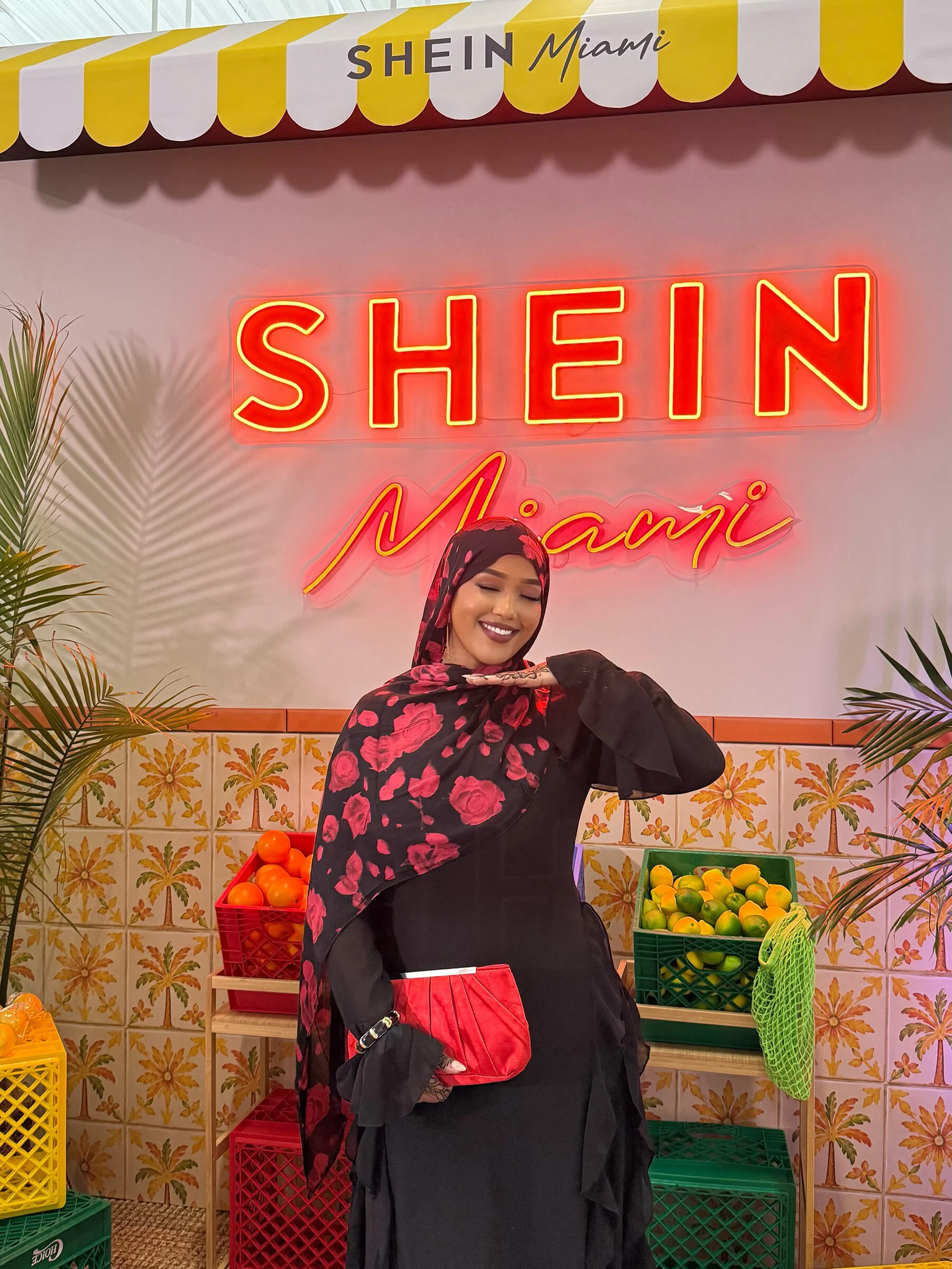 SHEIN Miami fruit-market photo moment