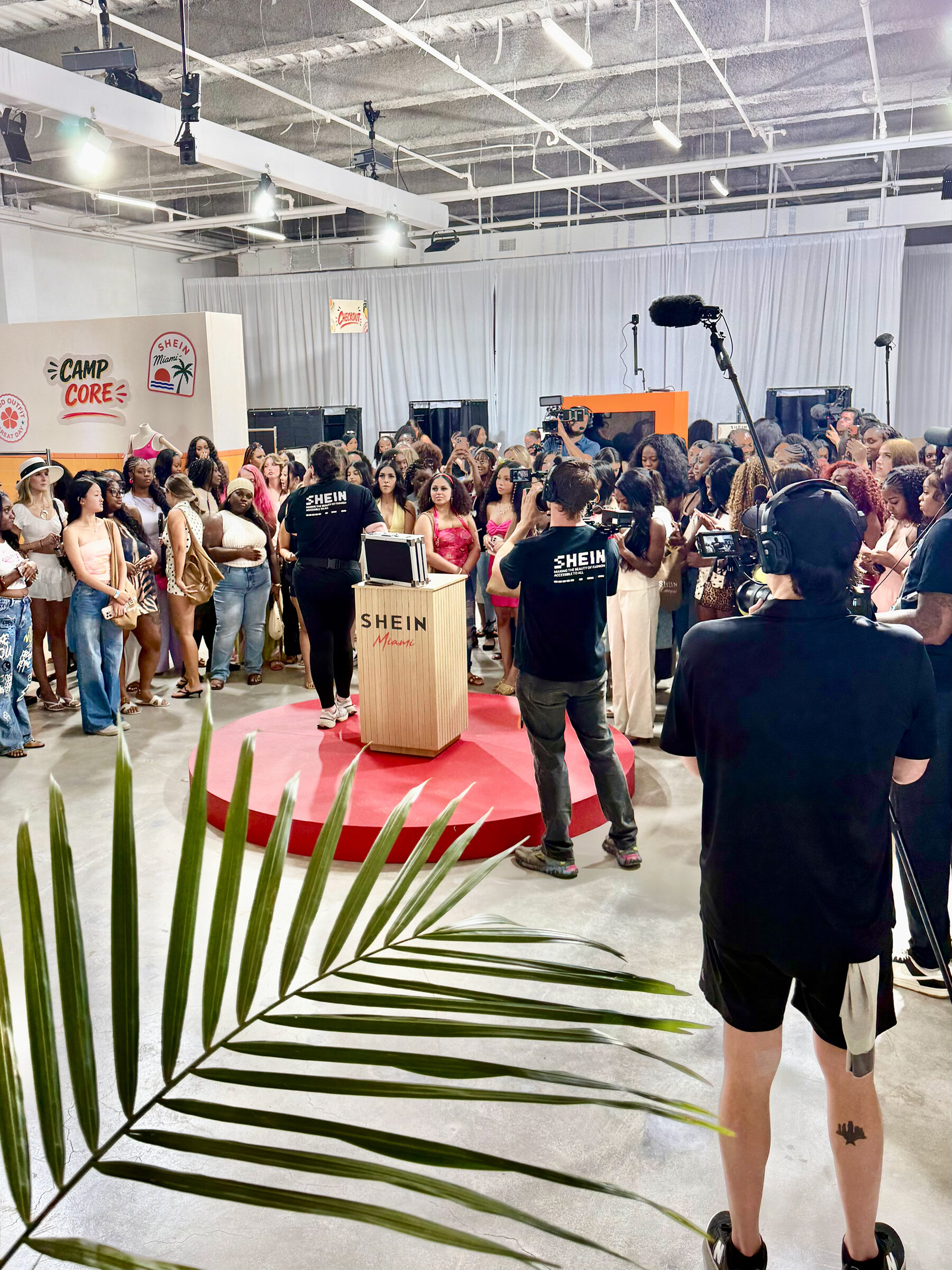 Crowd at the SHEIN Miami activation